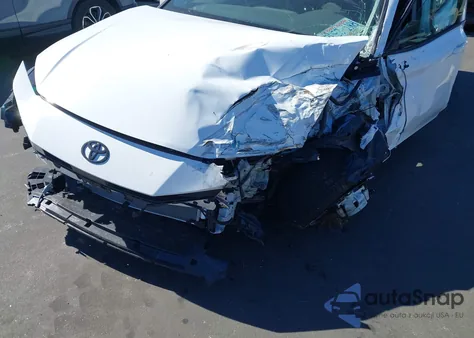 2025 Toyota Camry Le из США, поврежденный, VIN 4T1DAACK7SU188556